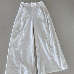 Details Dancewear White Cropped Flare Pants SM